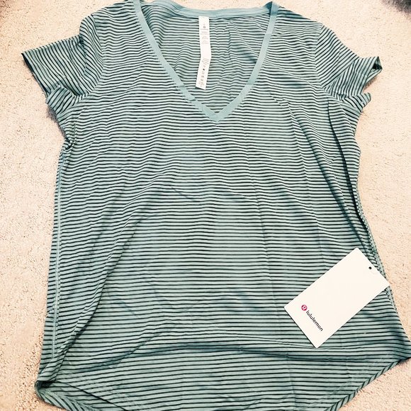 Lululemon All Love Tee *Striped Mesh - Picture 3 of 3